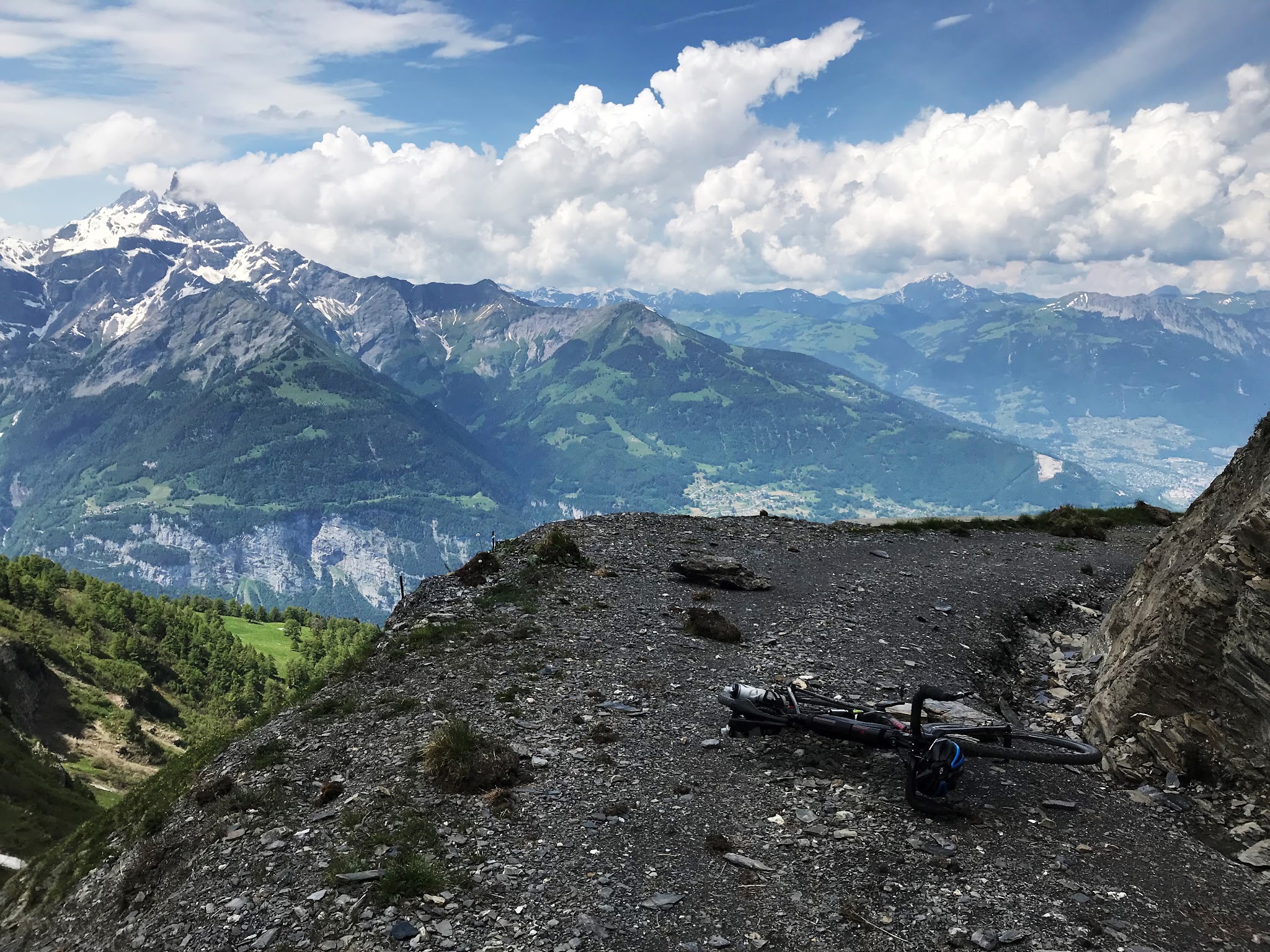 Rionda Bike Climb - La Cime de l'Est - bike on gravel road