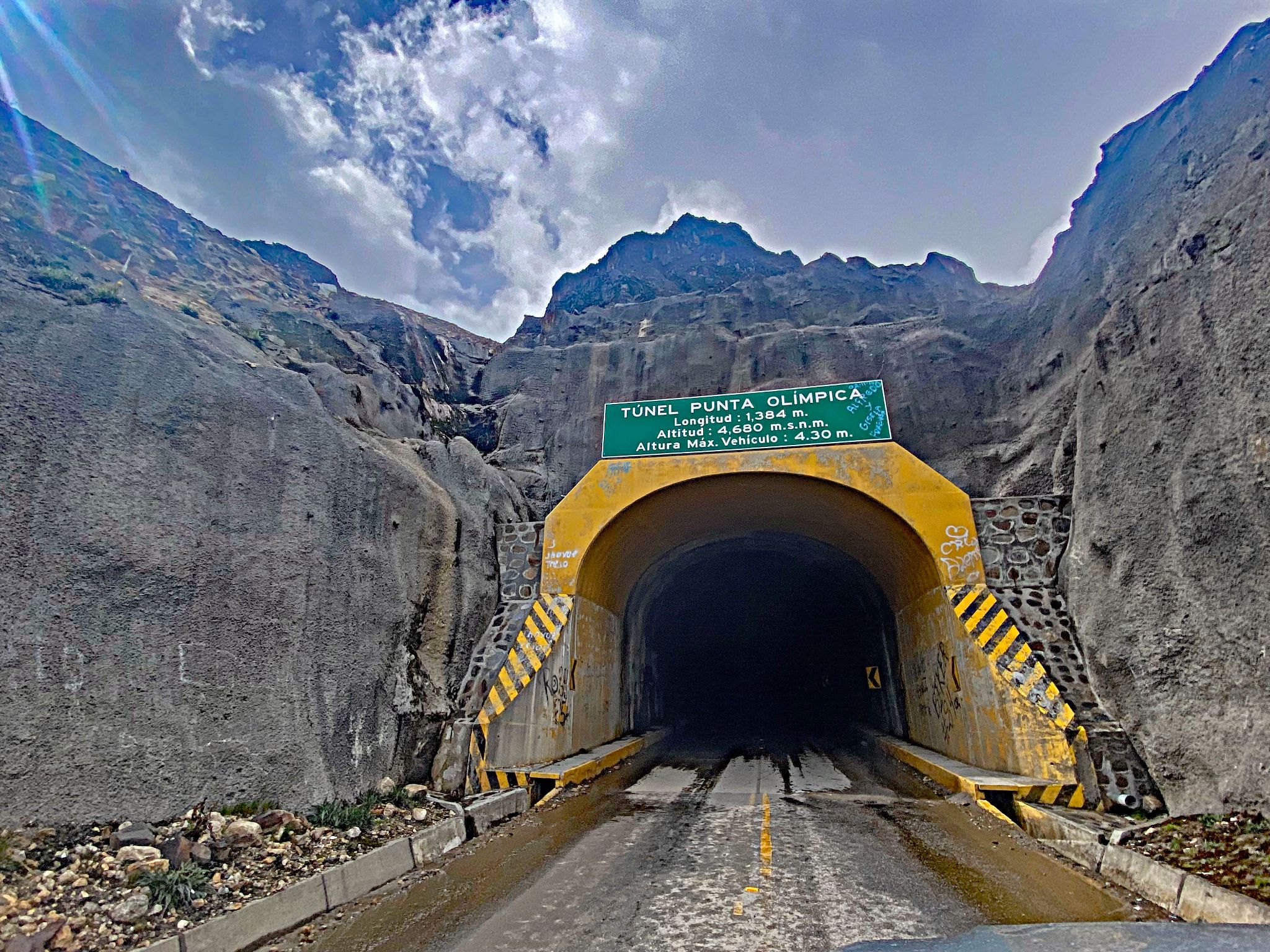Cycling Punta Olimpica East, Peru - climb finish at the Punta Olimpica Tunnel