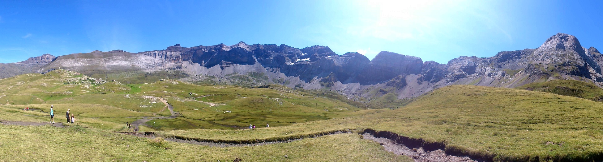 panoramic view of Pyranees mountains
