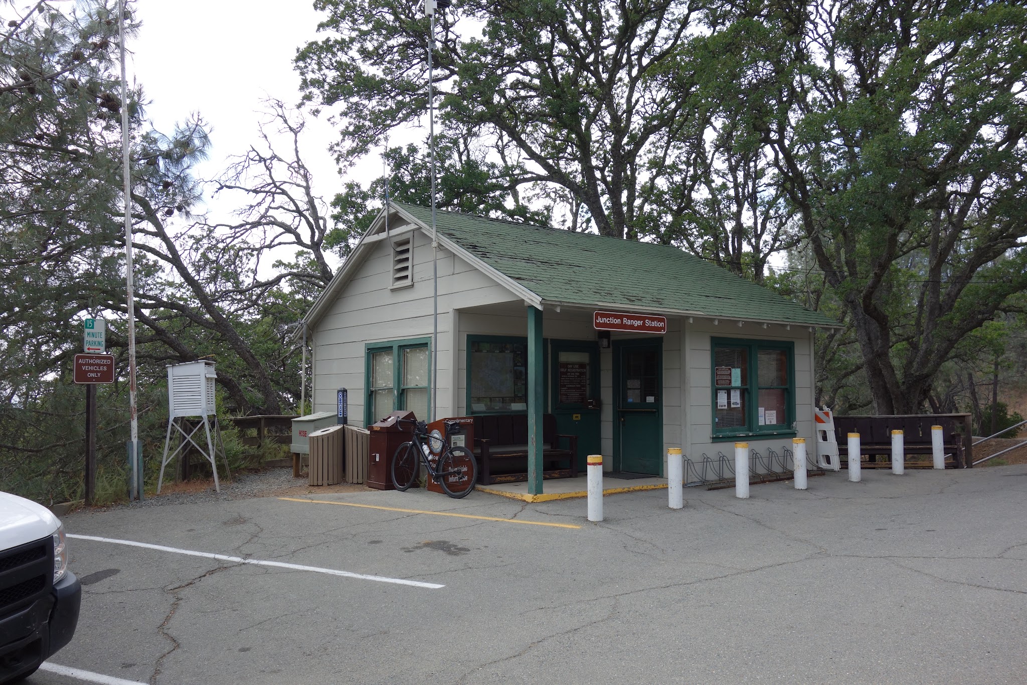 Bicycle ride Mt. Diablo - front of Junction Ranger Station