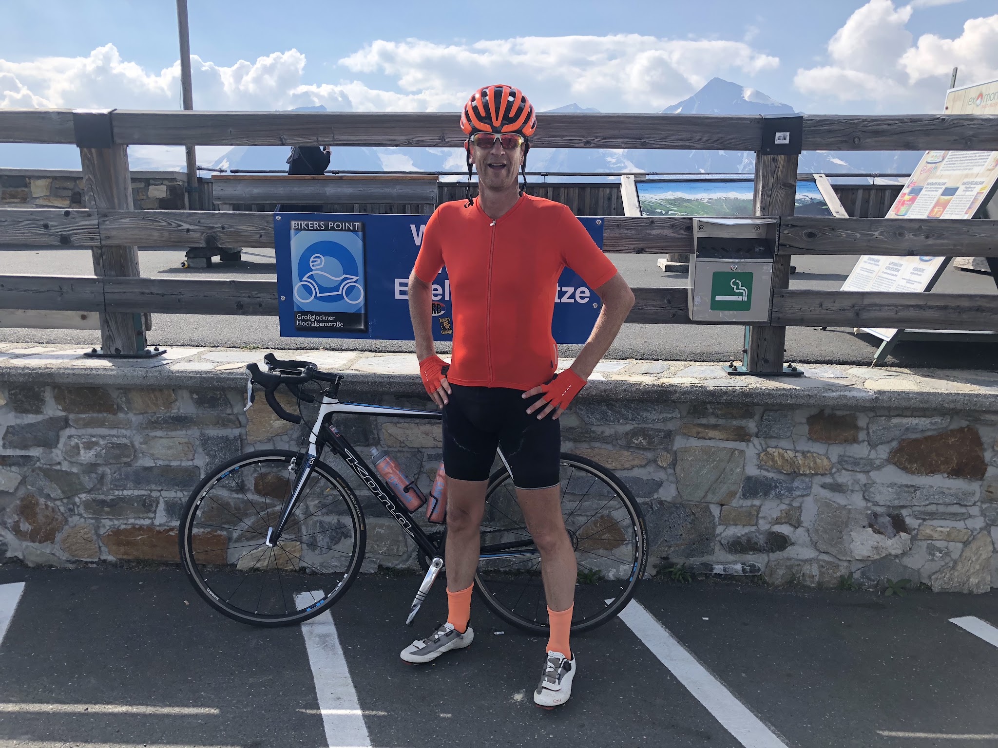PJAMM Cyclist at climb finish