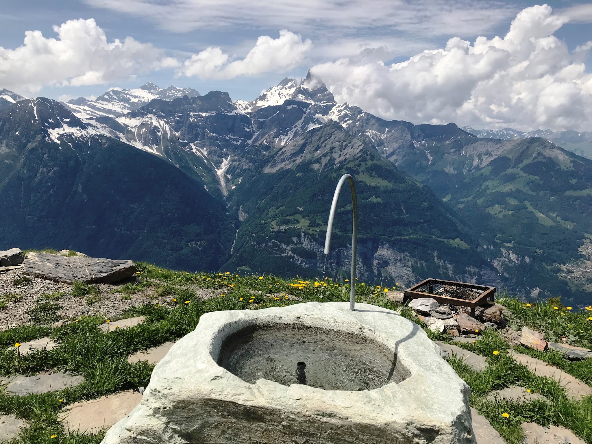 Cycling Rionda - La Cime de l'Est and water fountains top of climb