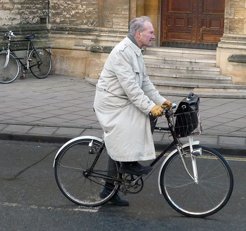 old-man-grey-coat | Tejvan Pettinger | Flickr