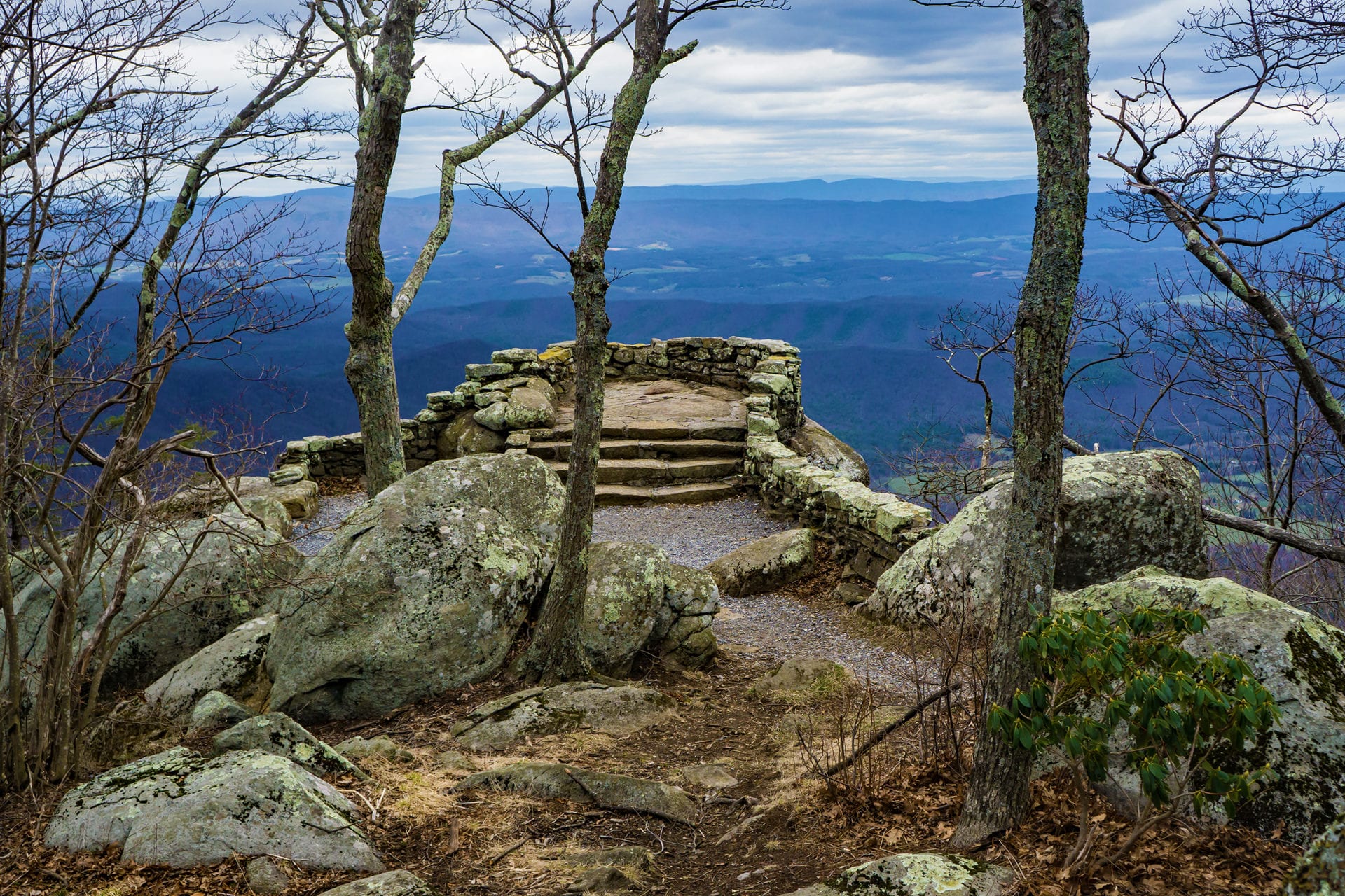 Cycling Thunder Ridge, Blue Ridge Parkway, Virginia - Thunder Ridge Overlook