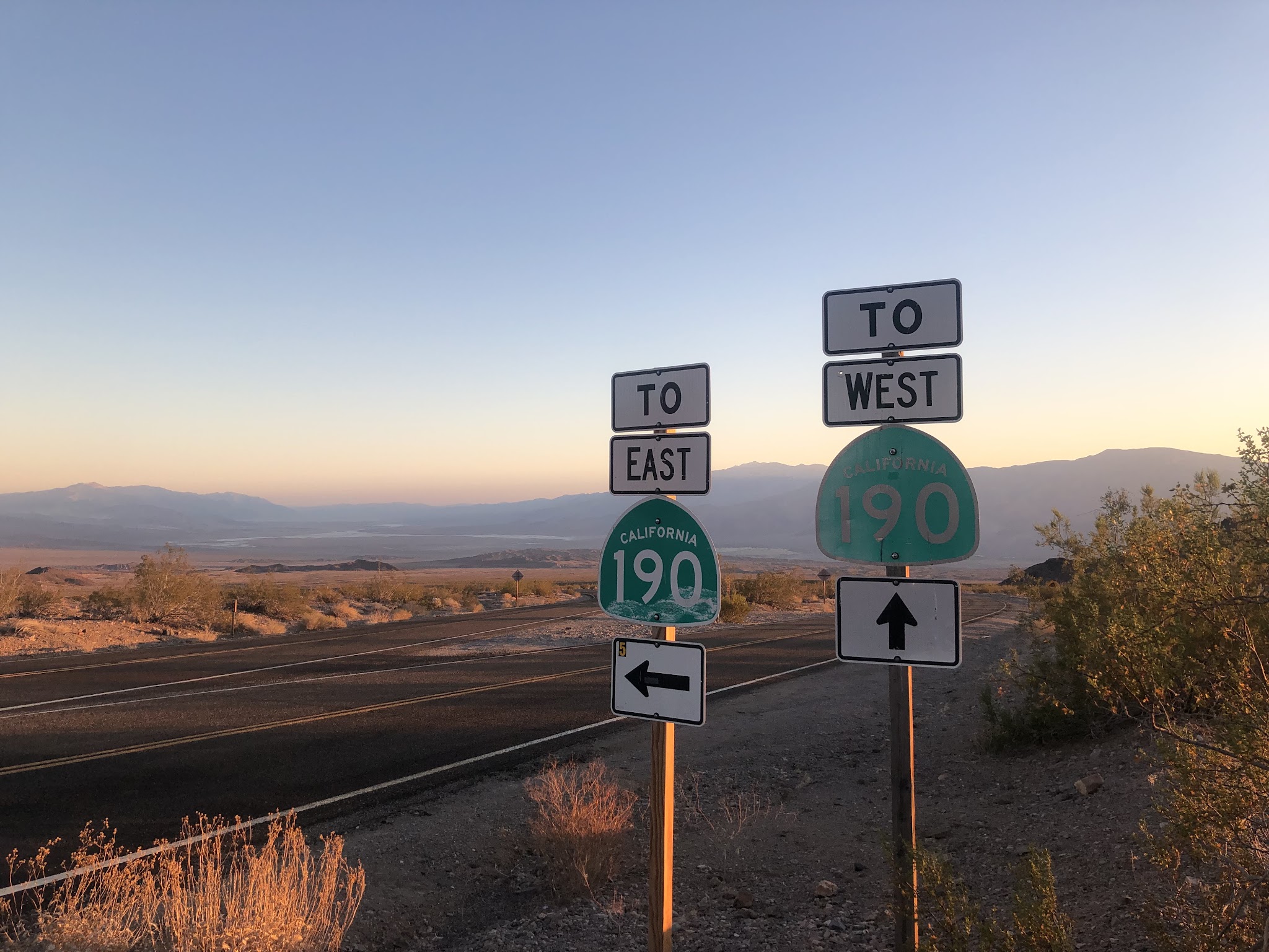 Cycling Daylight Pass Death Valley , road and mountains