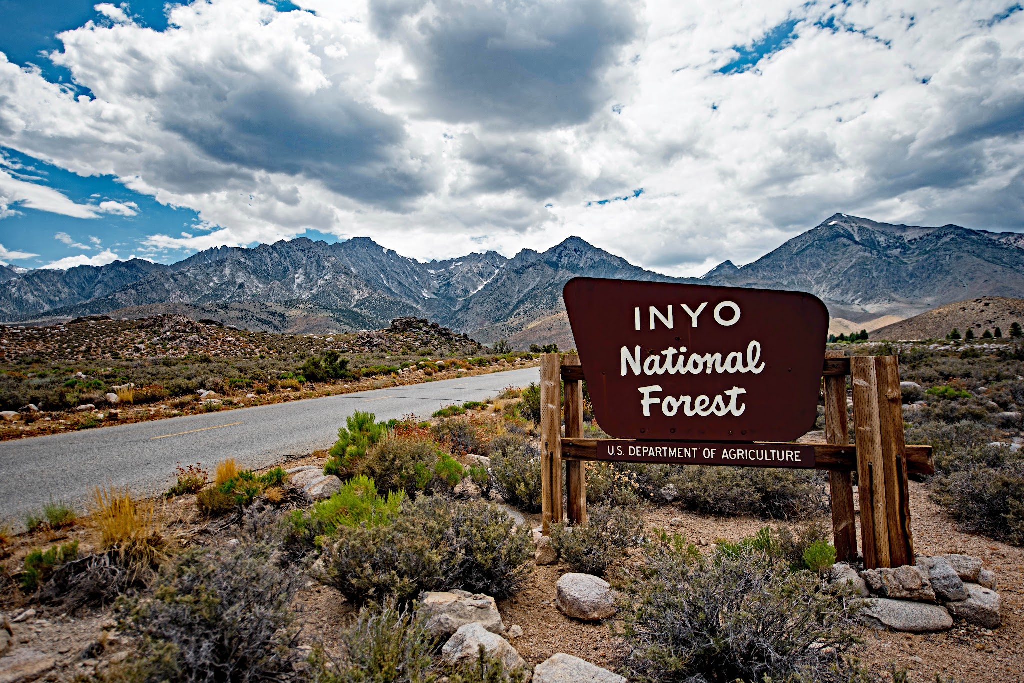 Inyo National Forest sign on Onion Valley Road, Independence, CA