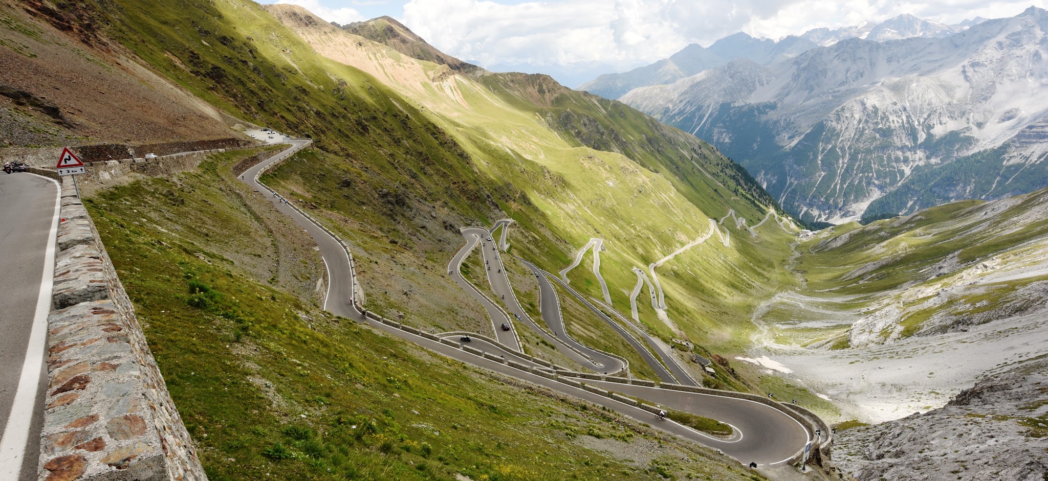 Top 10 Italian Bike Climb - Passo Stelvio - hairpins at top of climb