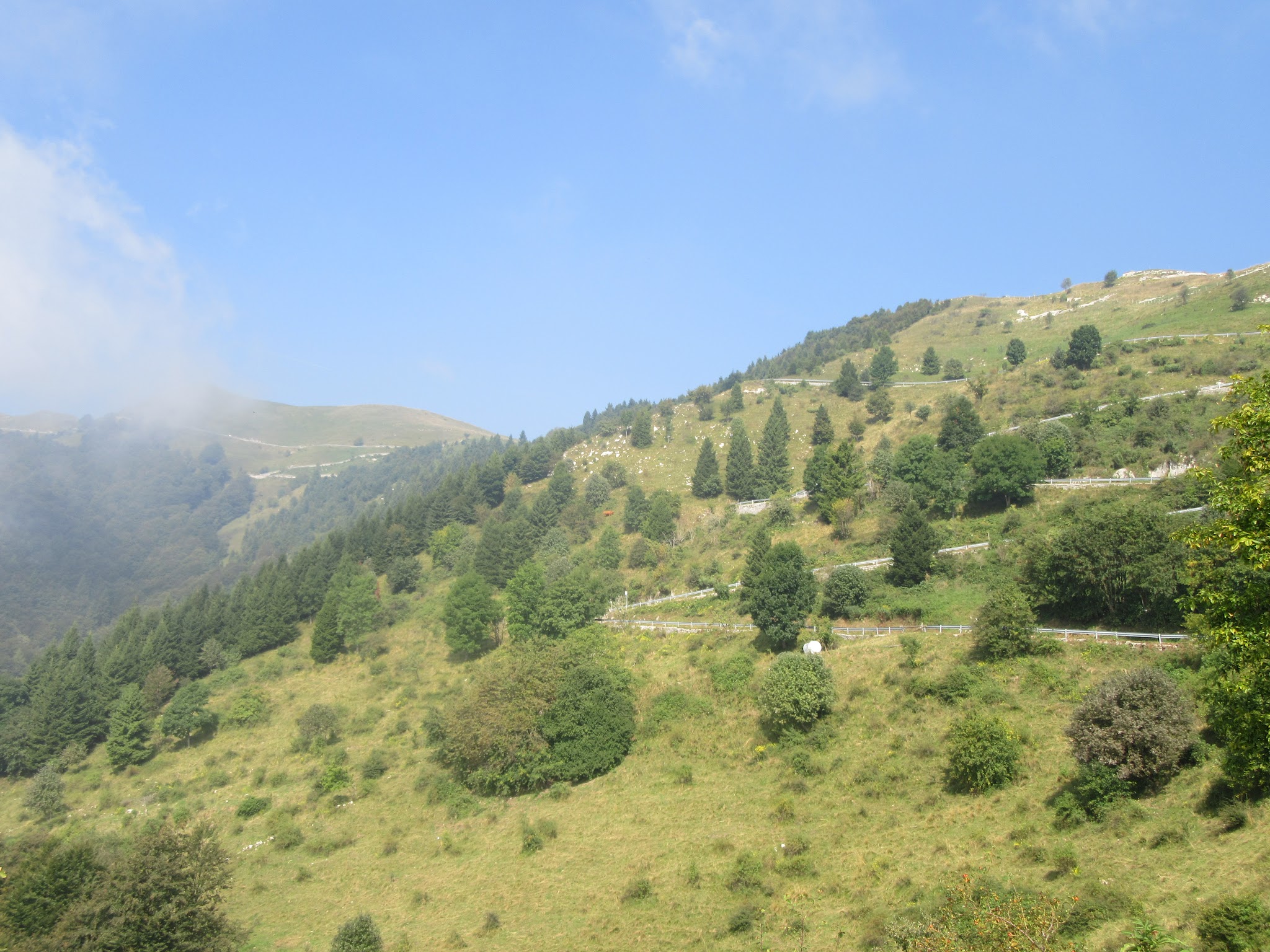 Biking Monte Grappa from Possagno - hairpins on mountain