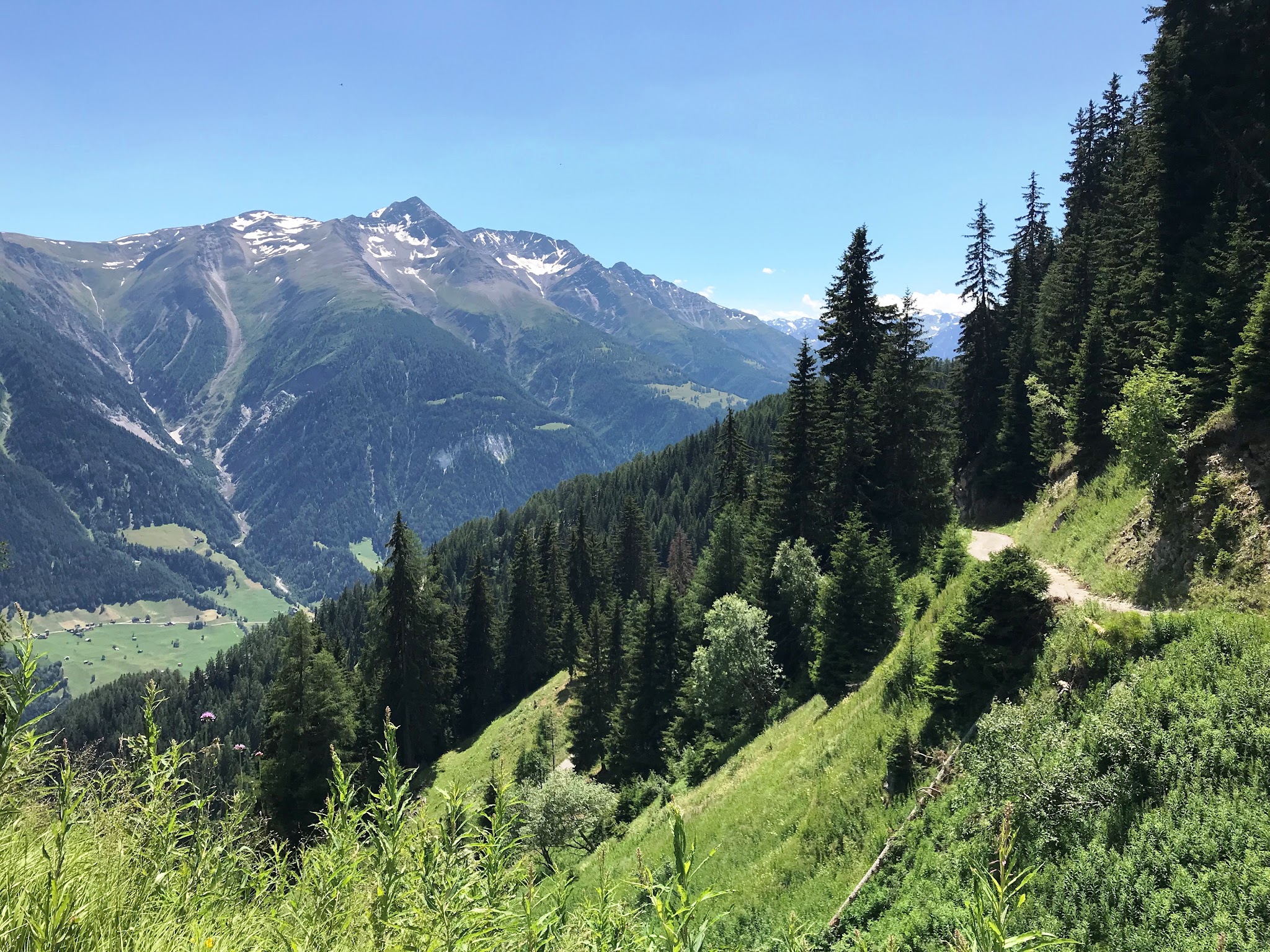 Bike climb Marjalensee  - Rhone valley and gravel road