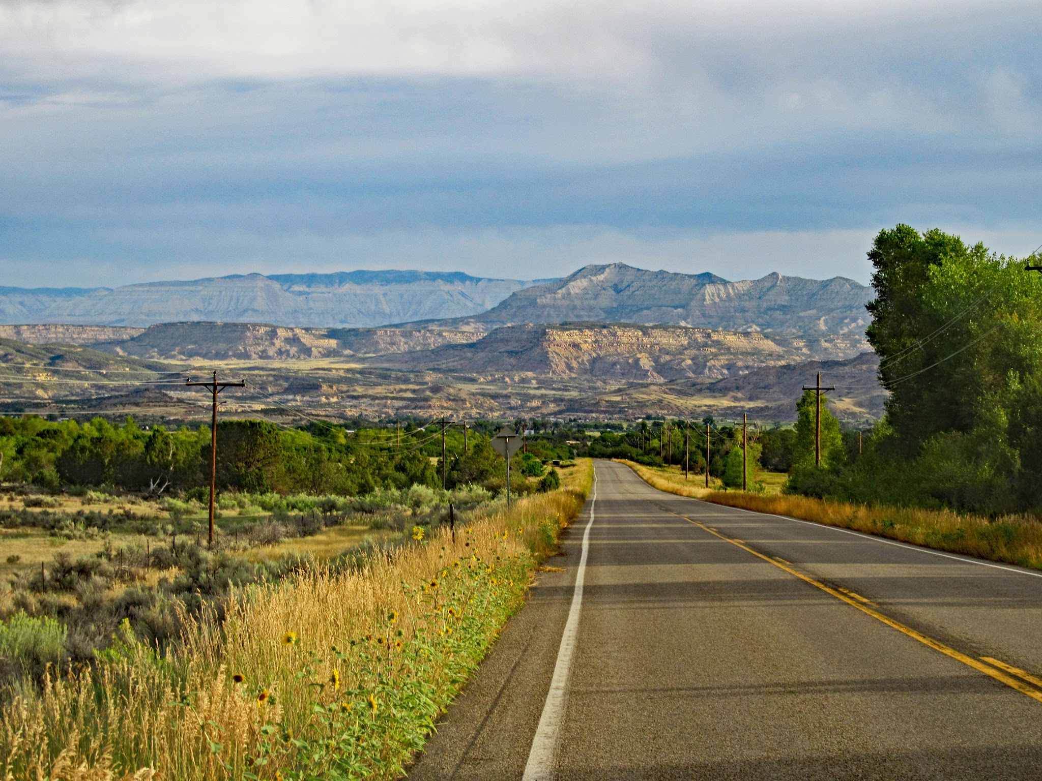 Biking Grand Mesa North - mountains and roadway