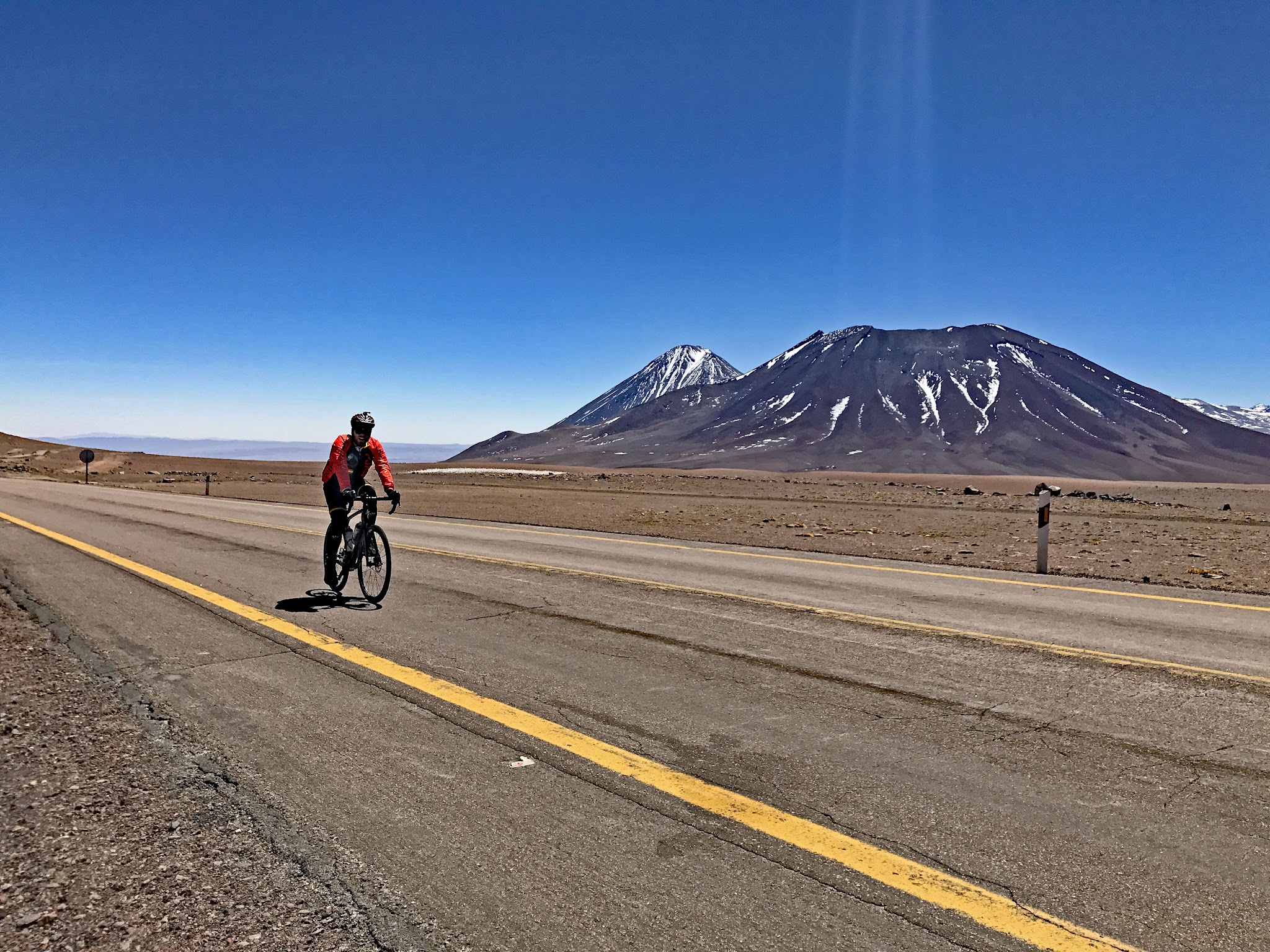 bike climb Hwy 27, Atacama, Chile - garmin showing elevation at top