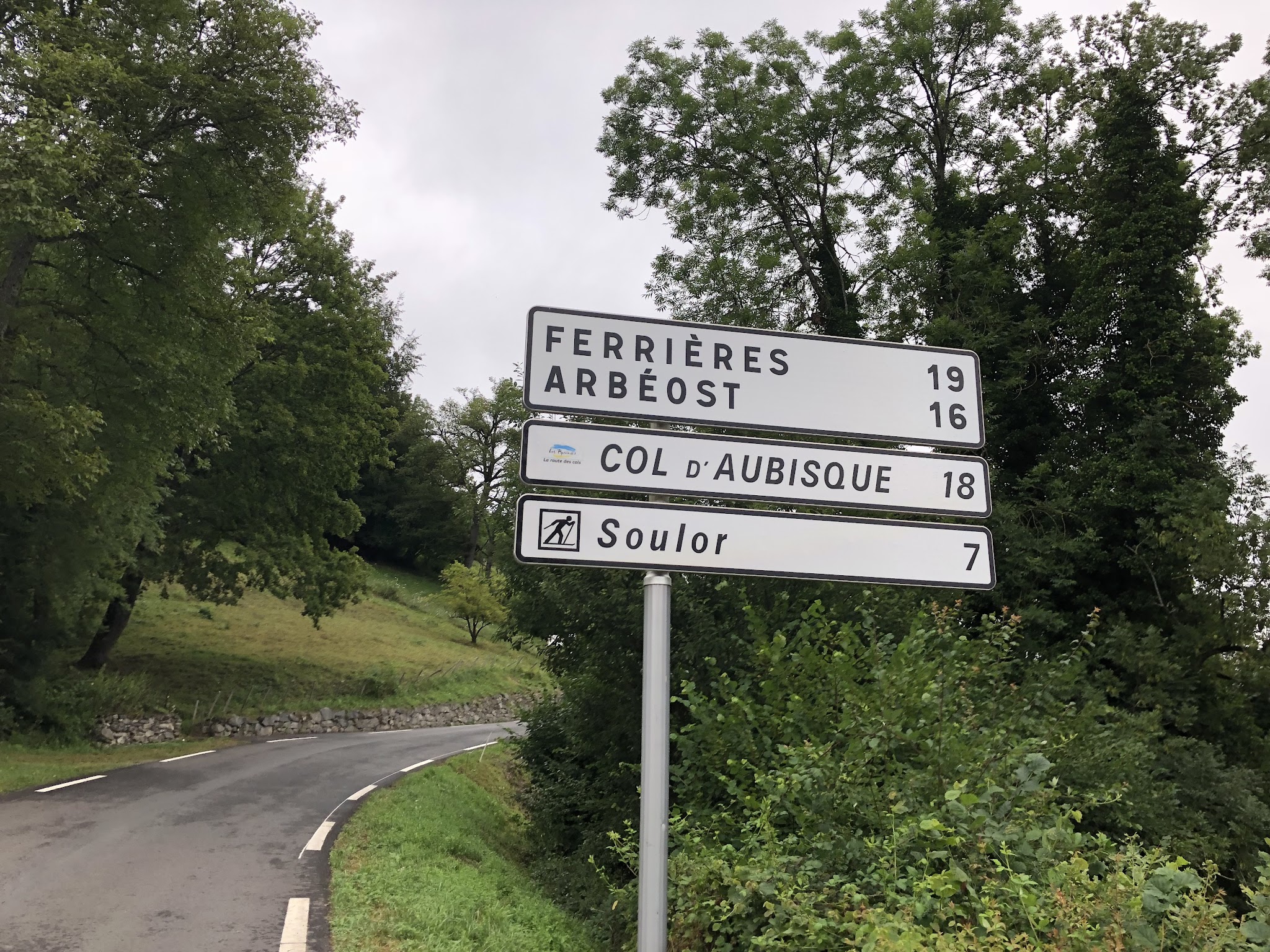 Bicycle ride up Col du Soulor from Arrens - road sign for Col du Soulor and Col d'Aubisque.