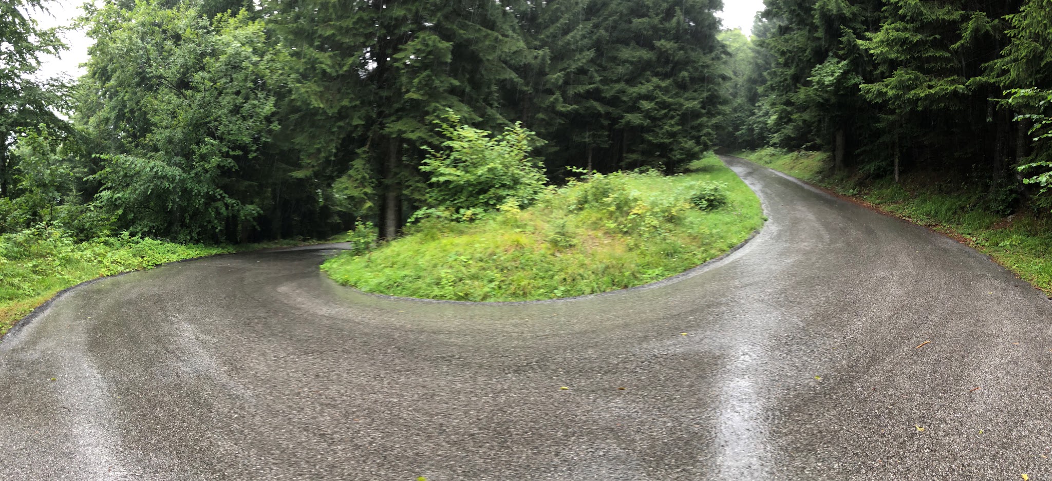 Cycling Passo della Forcella - hairpin turn