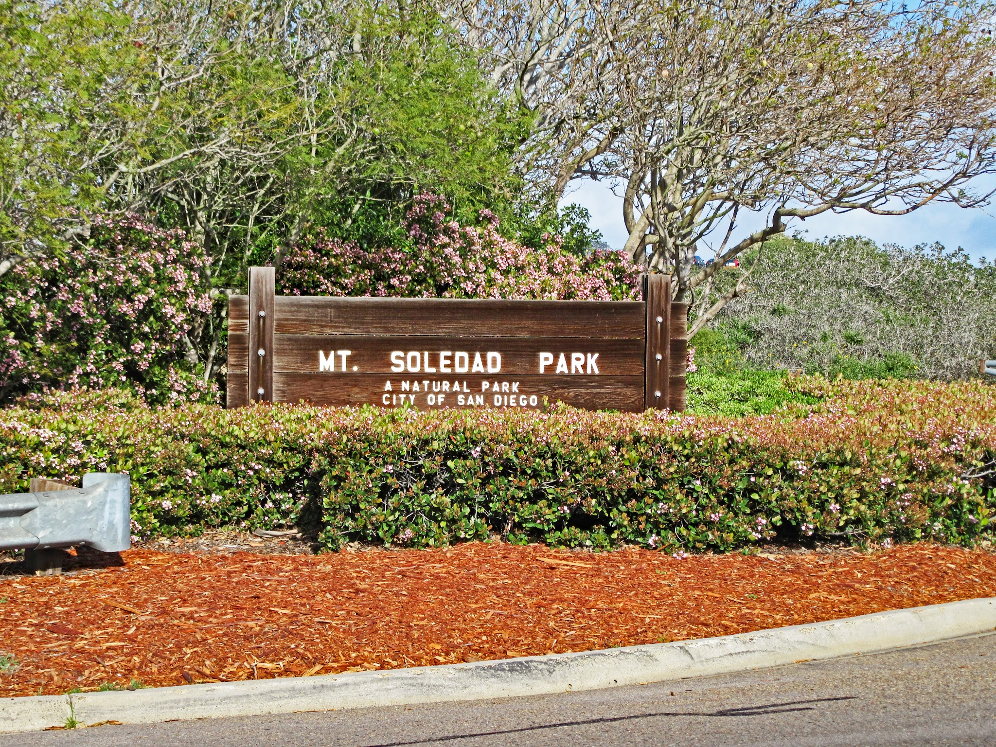 Wooden sign for Mt. Soledad Park