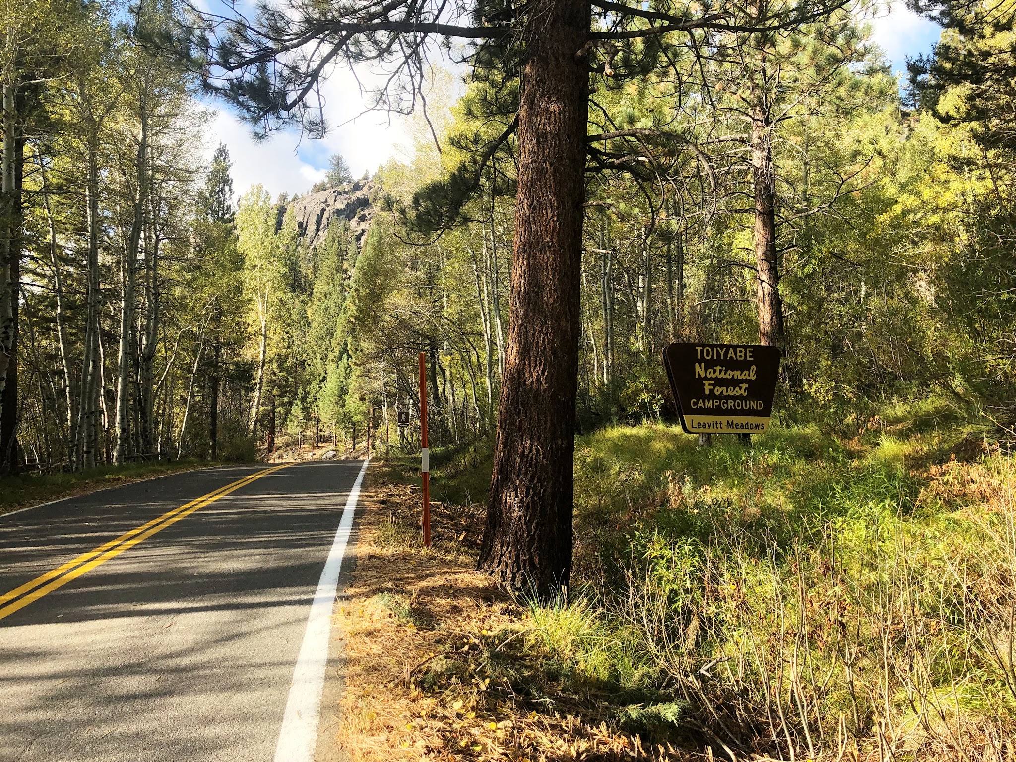 Biking Sonora Pass West - Pacific Coast Trail sign