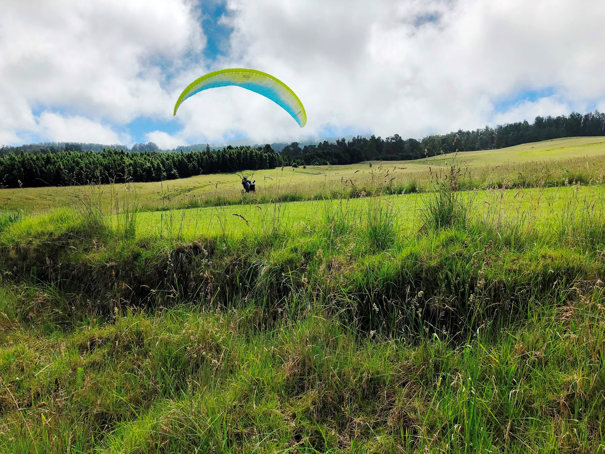 Parasailing - Waipoli Road, Maui, Hawaii