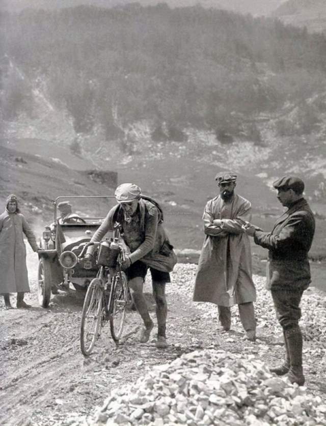 Octavio Lapize - first cyclist over Tourmalet - 1910