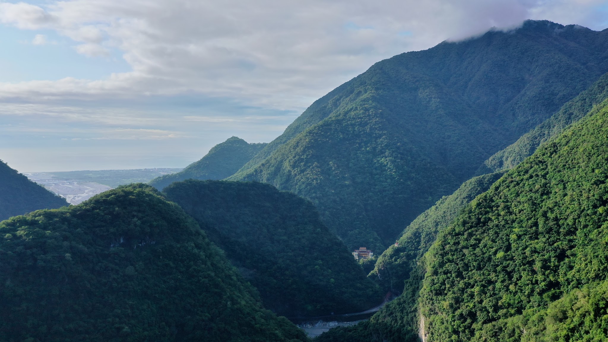 Sapien and PJAMM Cycling Clubs - Wuling Pass East