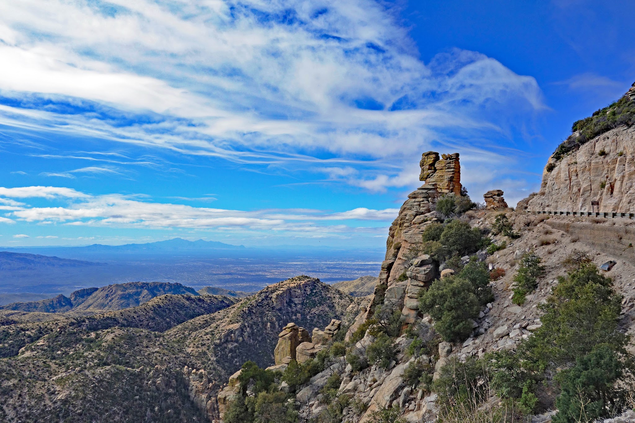 Windy Point on Mt Lemmon - Hoodoo formations