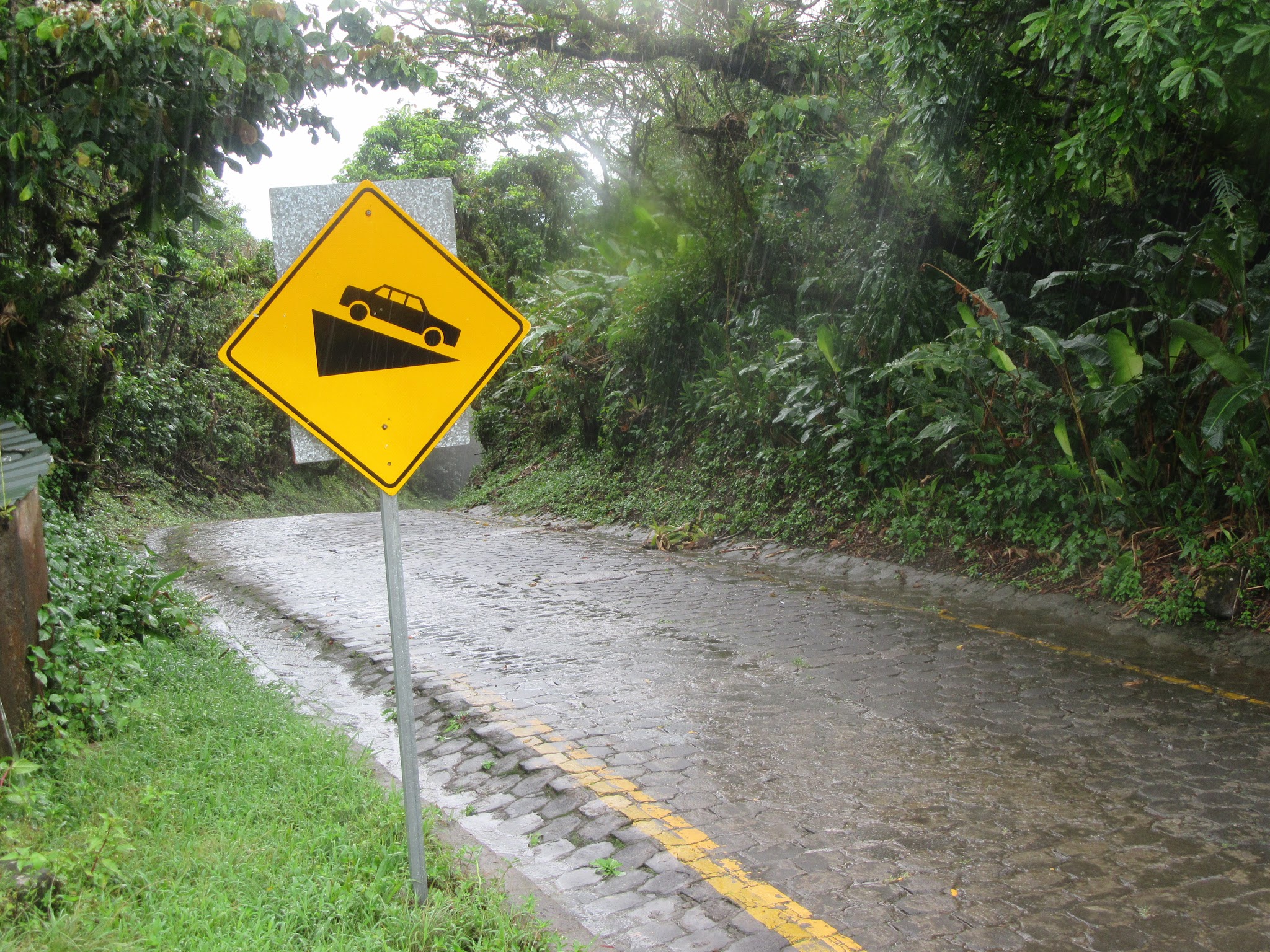 Bicycling up Mombacho Volcano - steep grade sign at top