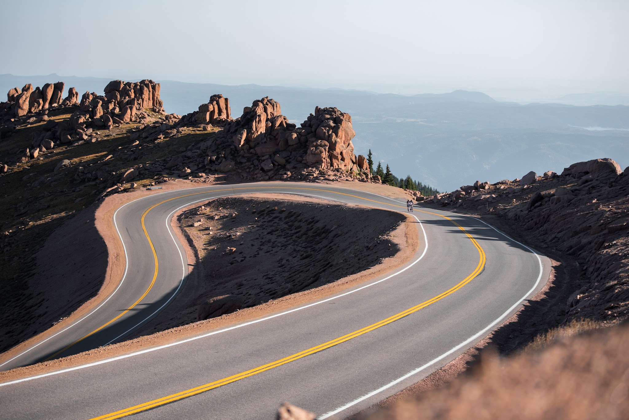 Cycling Top US Bike Climbs - Pikes Peak video - hairpins, switchbacks