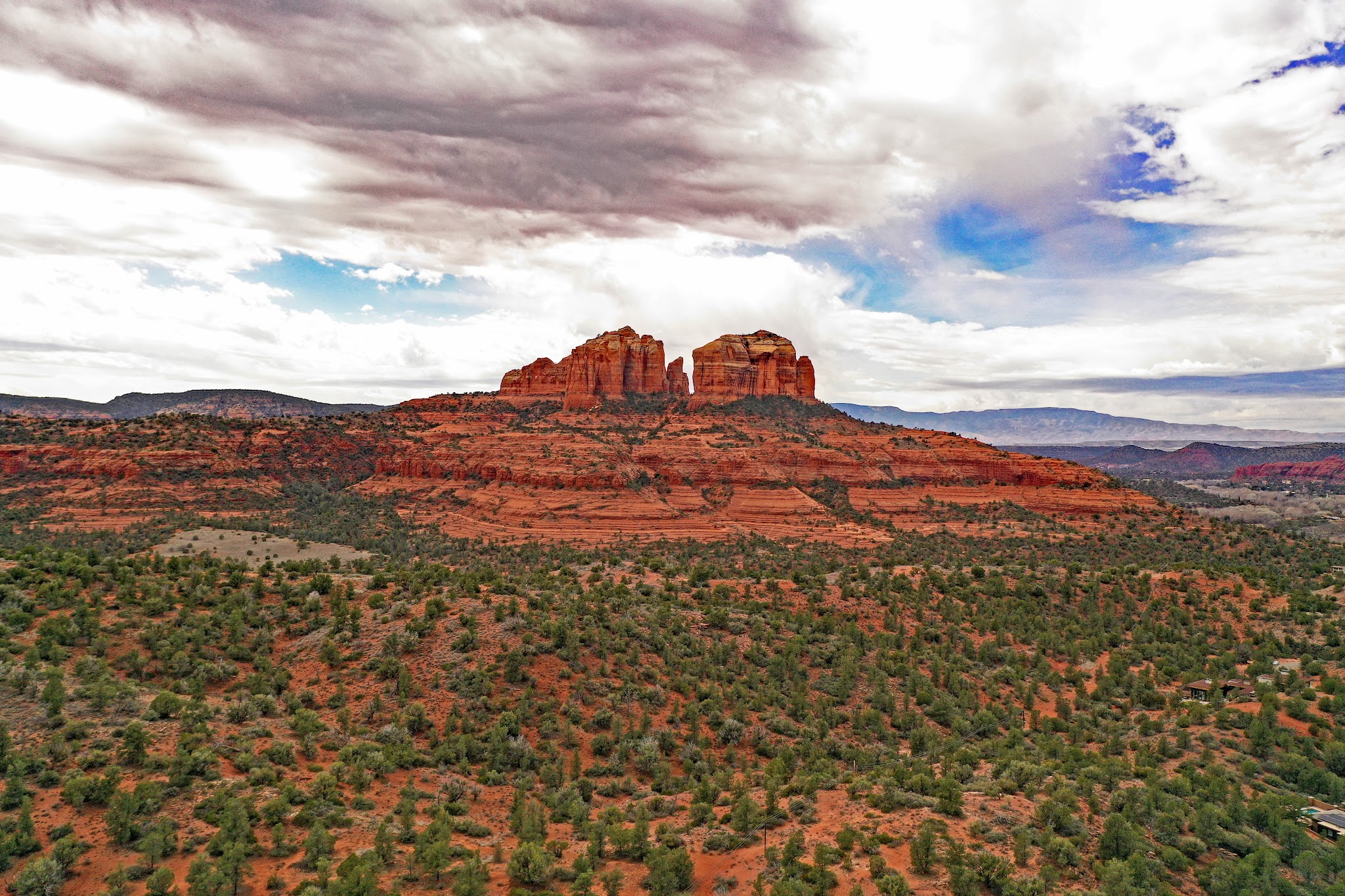Climbing Sedona and Hwy 89A by bike - Cathedral Rock
