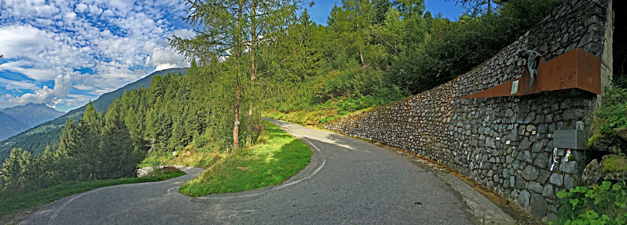 Cycling Passo del Mortirolo - hairpin, Marco Pantani memorial. 