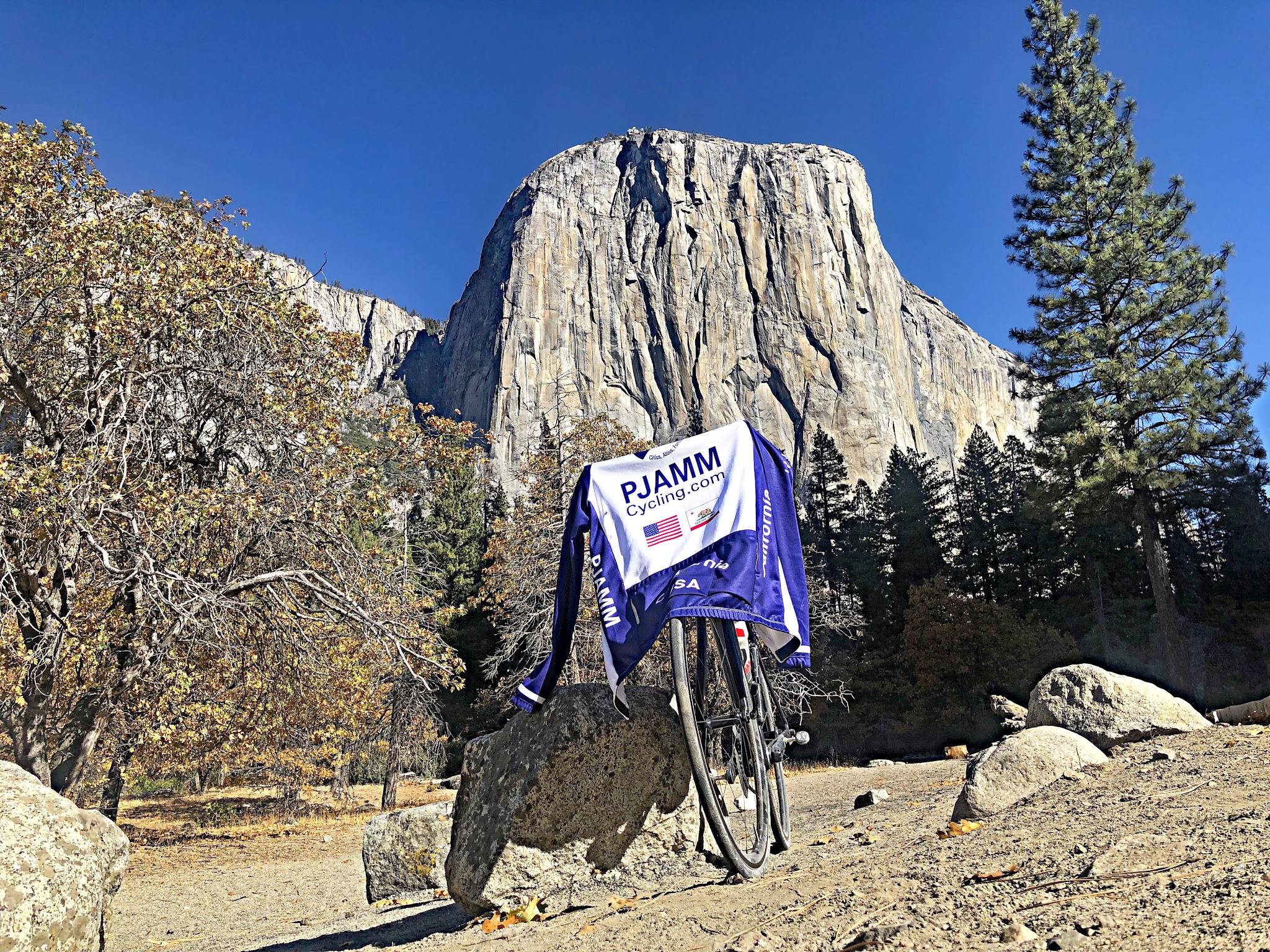 Bicycle ride up to Glacier Point - view from Tunnel View - El Capitan and Half Dome