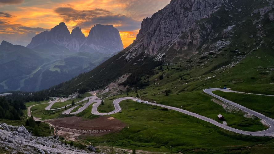 Sella Ronda (Counter-clockwise) Bike Climb - PJAMM Cycling