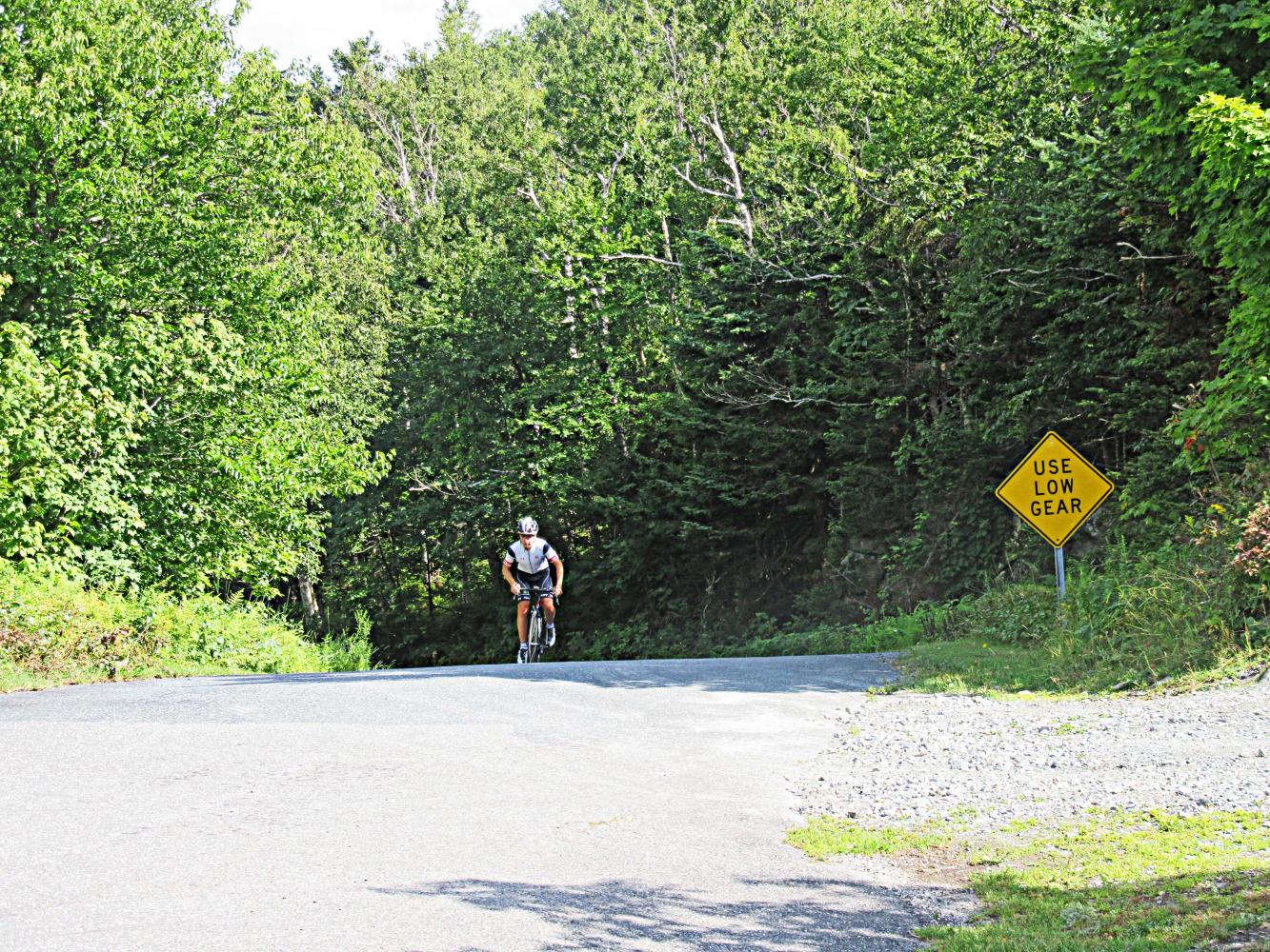 Climbing Mt. Ascutney, VT by bike cycling data and info