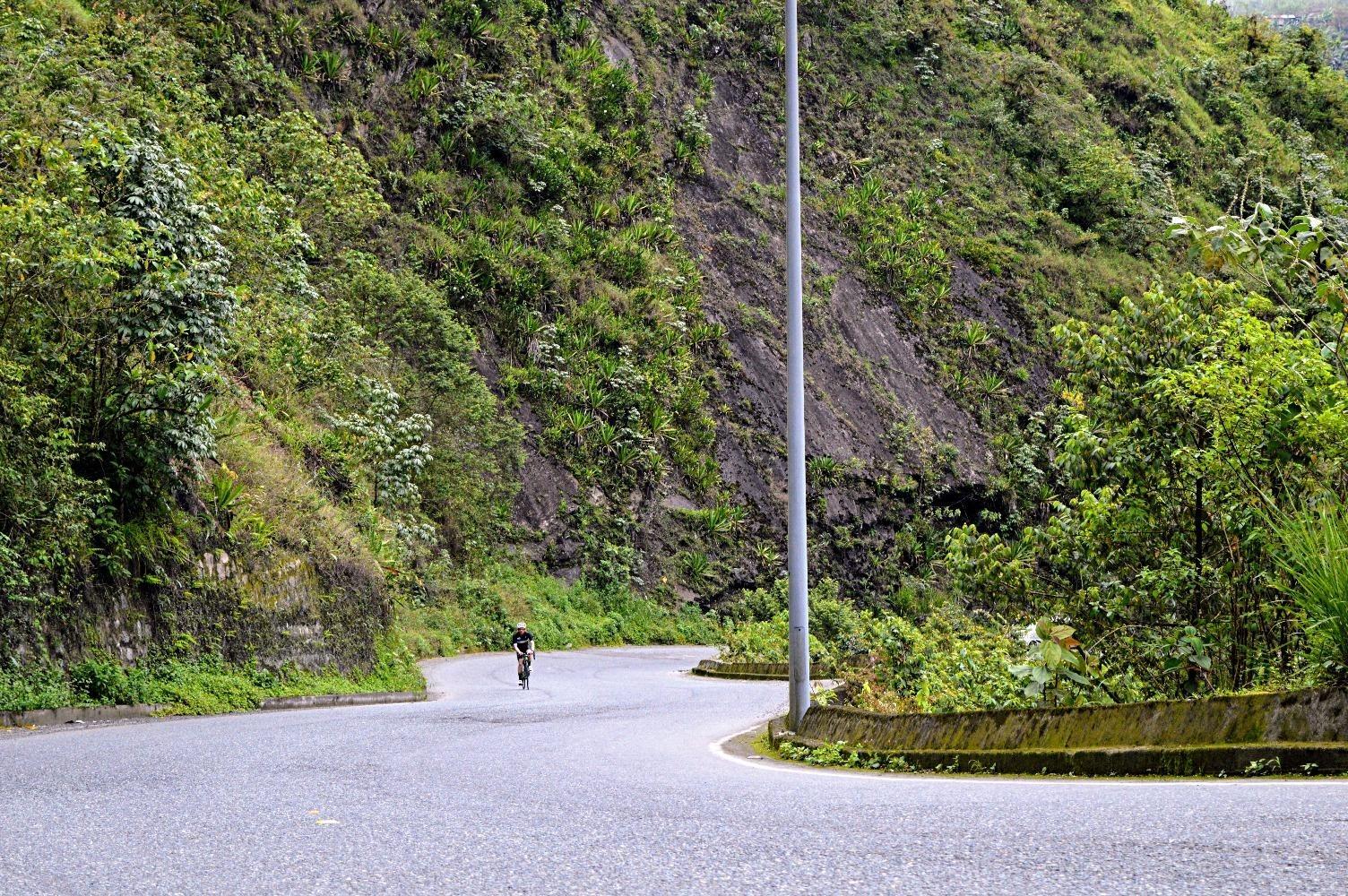 Cycling Climb - Apagua - Ecuador , Provincia de Cotopaxi