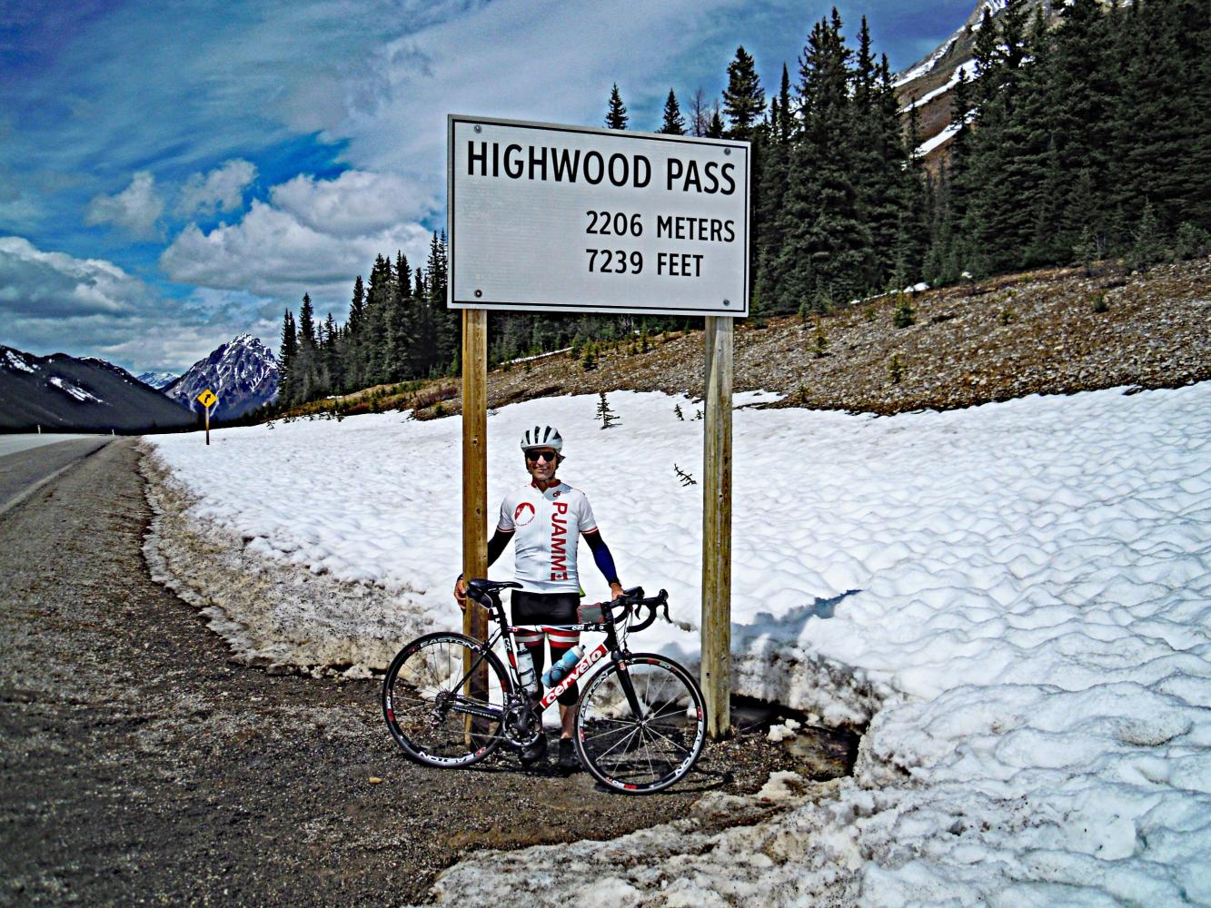 highwood pass bike ride