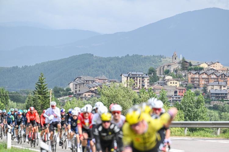 Vuelta a España Stage 3 Bike Climb - PJAMM Cycling
