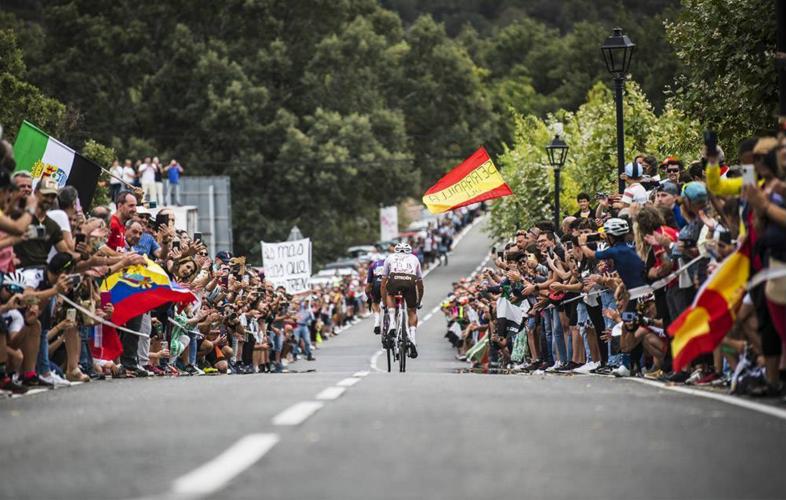 Vuelta a España Stage 4 Bike Climb - PJAMM Cycling