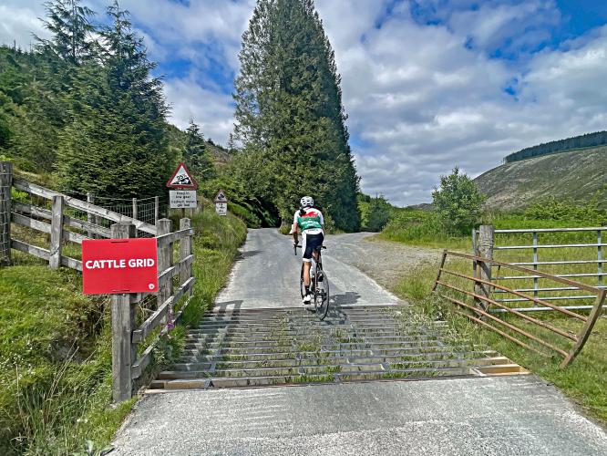 Climbing Devil's Staircase, Wales, by bike cycling data and info.